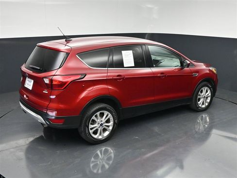 Used 2019 Ford Escape SE FWD image 23
