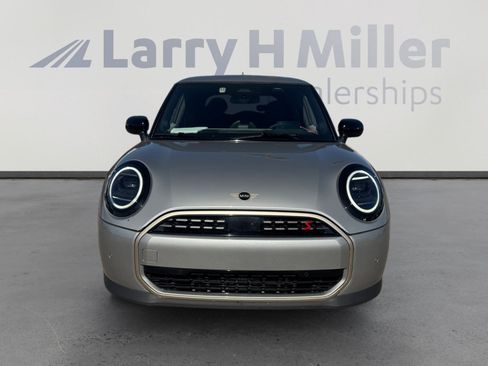 Used 2025 MINI Cooper S image 8