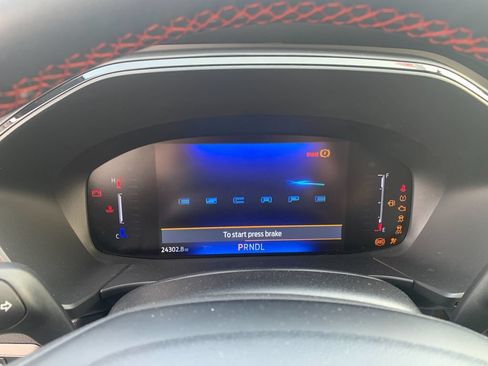 Used 2024 Ford Escape ST-Line w/ Tech Pack #1 AWD/4WD image 29
