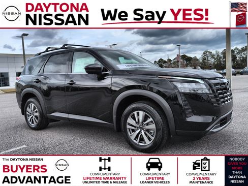 New 2026 Nissan Pathfinder SL image 1