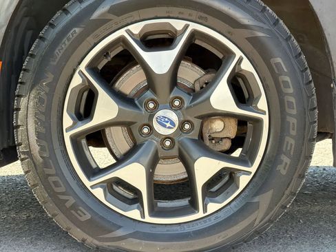 Used 2018 Subaru Crosstrek 2.0i Premium AWD/4WD image 14