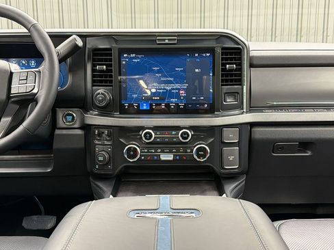 Used 2025 Ford F250 Platinum image 24