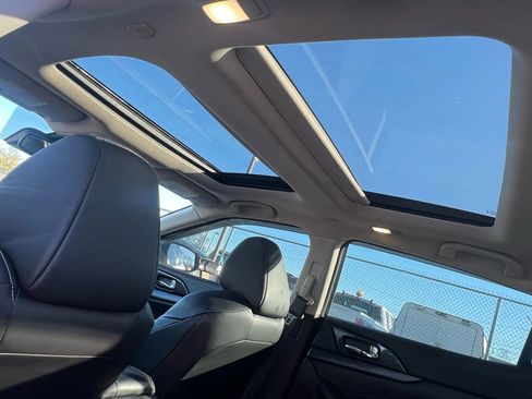 Used 2019 Nissan Maxima Platinum w/ Illumination Package image 32