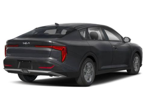 Certified 2025 Kia K4 FWD image 2