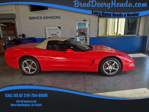 Used 2003 Chevrolet Corvette Convertible w/ Preferred Equipment Group1 RWD image 1