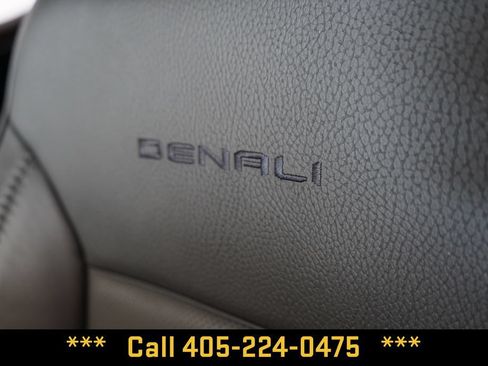 Used 2025 GMC Sierra 1500 Denali w/ Denali Reserve Package AWD/4WD image 25