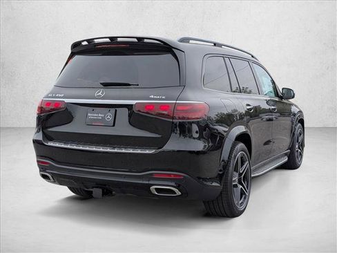 New 2026 Mercedes-Benz GLS 450 4MATIC image 2