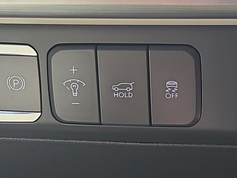 Used 2024 Hyundai Santa Fe Limited AWD/4WD image 25