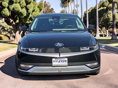 Certified 2024 Hyundai Ioniq 5 SEL RWD image 3
