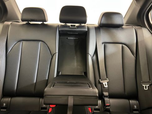 Used 2025 BMW 330i xDrive Sedan w/ Premium Package image 30