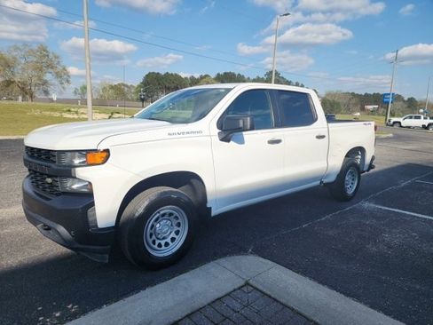 Used 2019 Chevrolet Silverado 1500 W/T w/ WT Convenience Package image 3