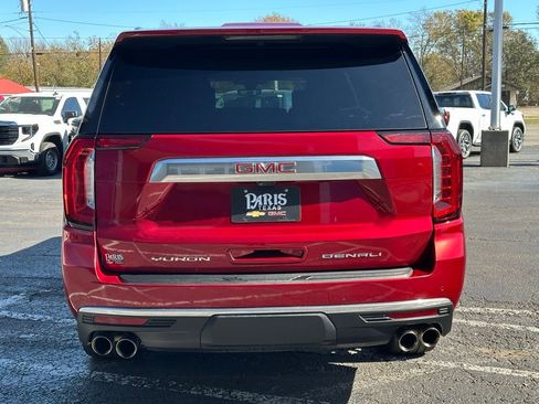 Used 2021 GMC Yukon XL Denali w/ Denali Premium Package image 5