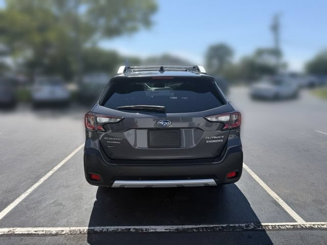 Used 2025 Subaru Outback Touring XT AWD/4WD image 6