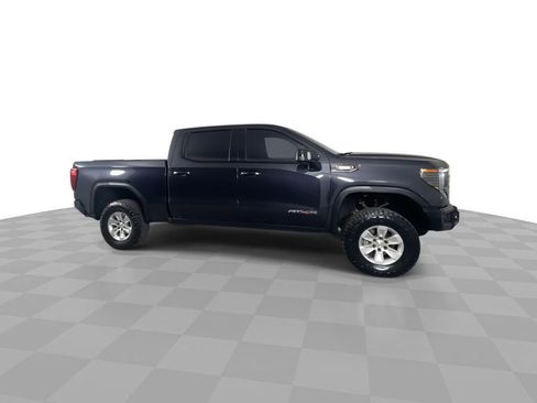 Used 2024 GMC Sierra 1500 AT4X image 9
