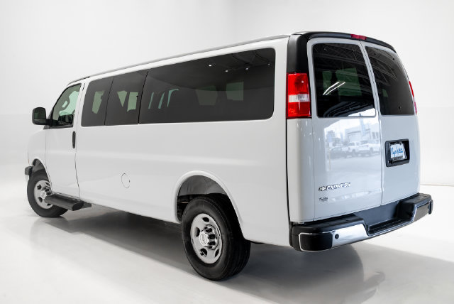 Used 2025 Chevrolet Express 3500 LT w/ LT Preferred Equipment Group RWD image 28