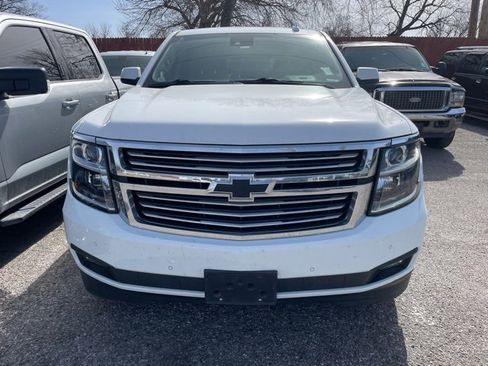 Used 2016 Chevrolet Tahoe LT image 3