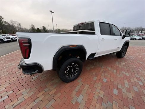 Used 2024 GMC Sierra 2500 AT4X image 21