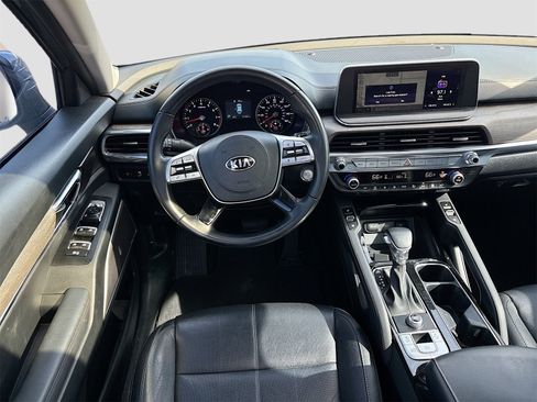 Used 2022 Kia Telluride EX w/ EX Premium Package image 23