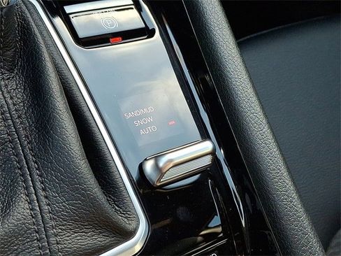 New 2026 Jeep Compass Latitude image 15