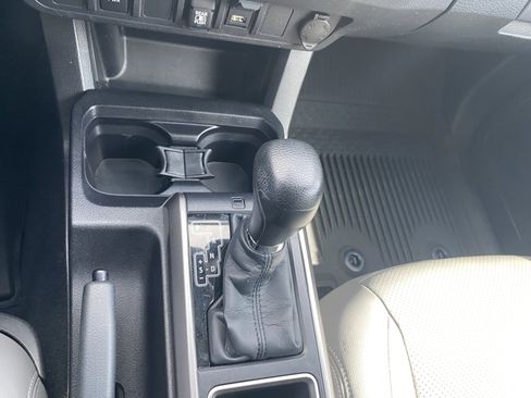 Certified 2021 Toyota Tacoma SR5 image 16