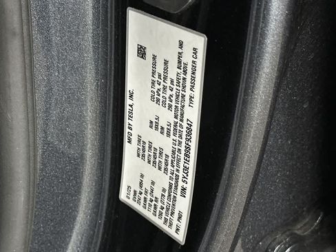 Used 2025 Tesla Model 3 Long Range AWD/4WD image 29