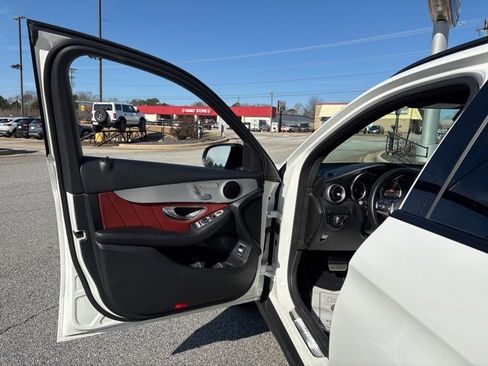 Used 2021 Mercedes-Benz GLC 300 GLC 300 image 10