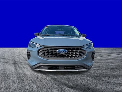 Certified 2023 Ford Escape FWD image 9