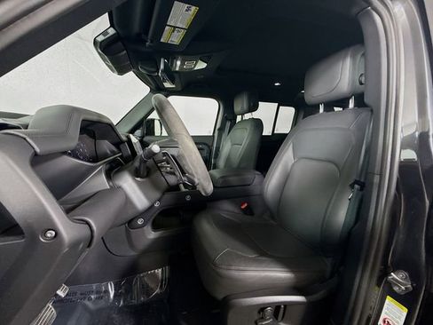 Used 2024 Land Rover Defender 110 V8 AWD/4WD image 11