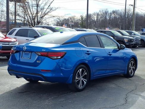 Used 2023 Nissan Sentra SV image 3