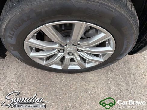 Certified 2020 Cadillac XT4 Premium Luxury AWD/4WD image 23
