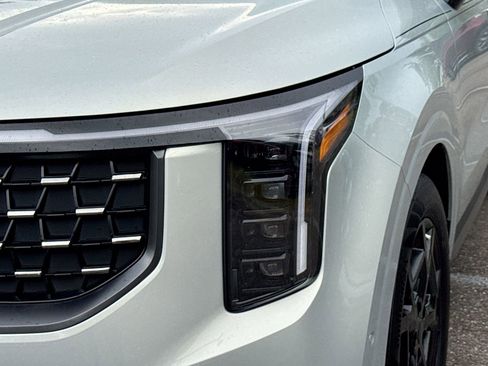 New 2025 Kia Carnival SX Prestige image 6