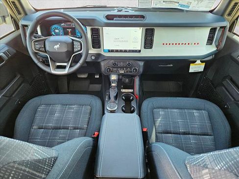 New 2026 Ford Bronco Heritage Edition AWD/4WD image 15