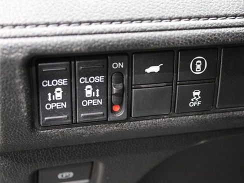 Used 2022 Honda Odyssey EX-L image 18