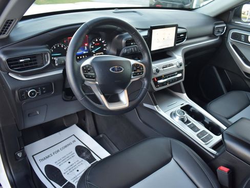 Used 2024 Ford Explorer XLT w/ Equipment Group 202A image 23