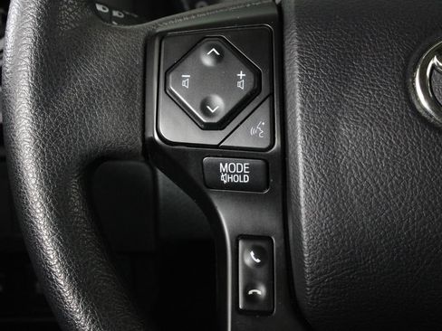 Used 2022 Toyota Tacoma SR w/ SR Convenience Package RWD image 25