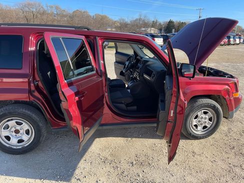 Used 2011 Jeep Patriot Sport w/ PWR Value Group image 11