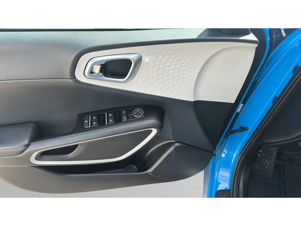 Used 2024 Kia Soul GT-Line FWD image 14