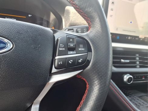 Used 2025 Ford Explorer ST AWD/4WD image 29