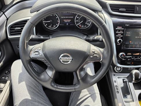 Used 2021 Nissan Murano SV AWD/4WD image 7