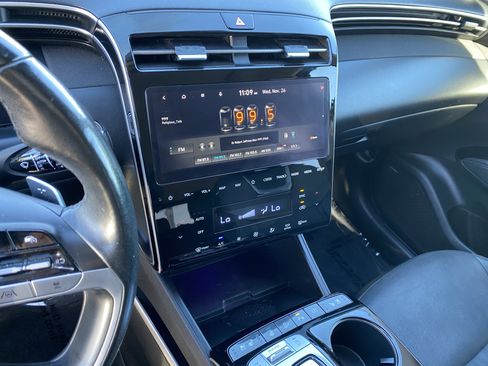 Used 2022 Hyundai Tucson Limited w/ Cargo Package image 19