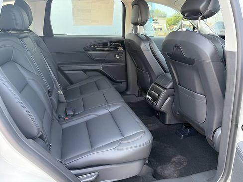 New 2026 Lincoln Nautilus Premier w/ Equipment Group 102A AWD/4WD image 7