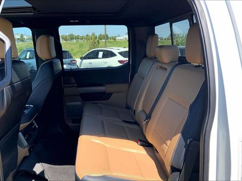 Used 2023 Ford F350 Lariat w/ Lariat Ultimate Package AWD/4WD image 11
