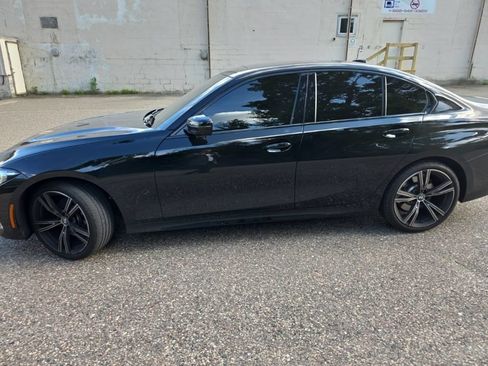 Used 2023 BMW 330i xDrive Sedan w/ Premium Package AWD/4WD image 7