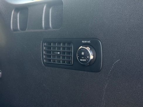 Certified 2018 Kia Sorento LX w/ LX V6 Convenience Package image 13