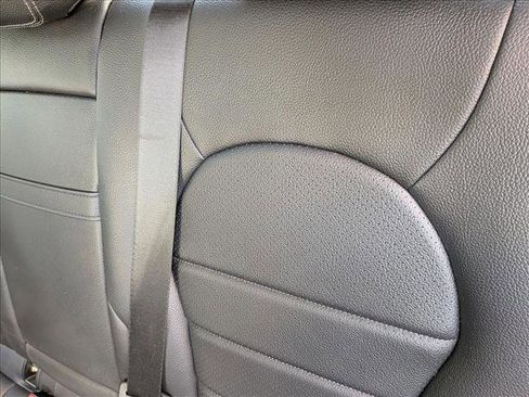 Used 2021 Mercedes-Benz C 300 4MATIC Sedan image 15