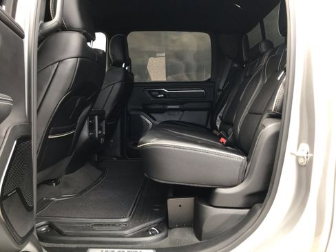 Used 2024 RAM 1500 Limited image 15