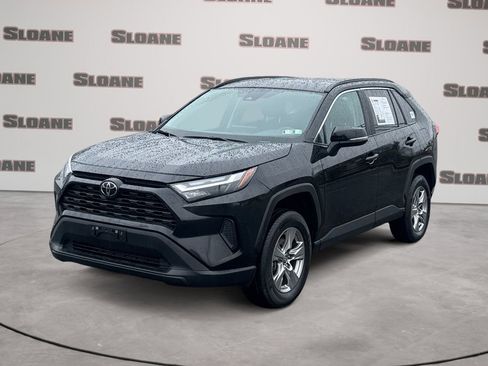 Used 2024 Toyota RAV4 XLE image 1
