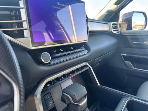 Used 2025 Toyota Tundra Limited AWD/4WD image 21