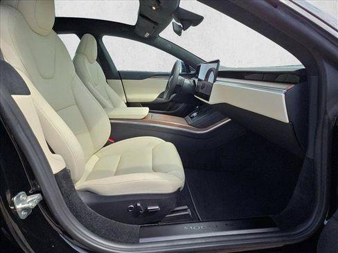 Used 2024 Tesla Model S AWD/4WD image 23