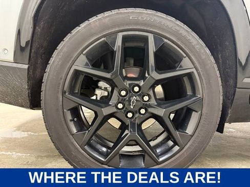 Used 2024 Chevrolet Traverse RS w/ LPO, Floor Liner Package AWD/4WD image 25